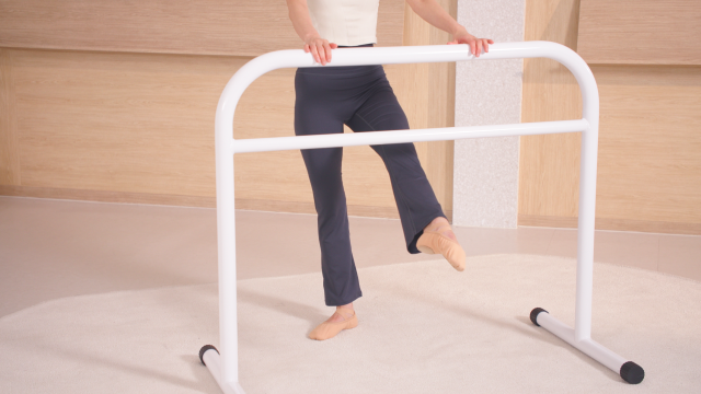 18. 발바닥부터 디테일하게 쓰는 발목 순환 & 강화