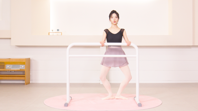 4. 바뜨망 턴듀와 플리에